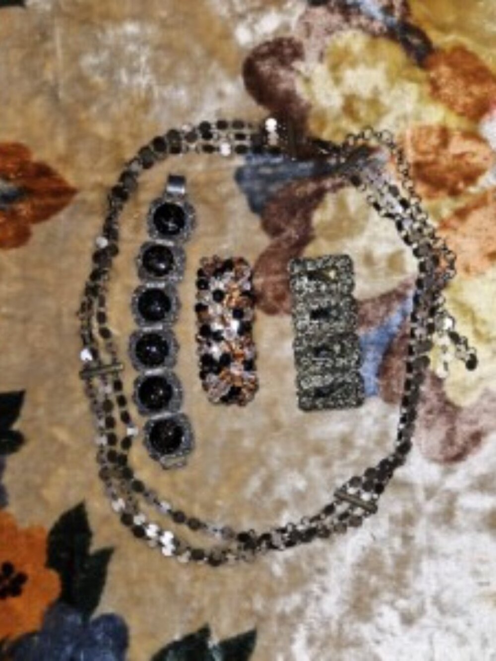 4pc Antique Jewelry Large 8" bracelets and necklace brown and black stones